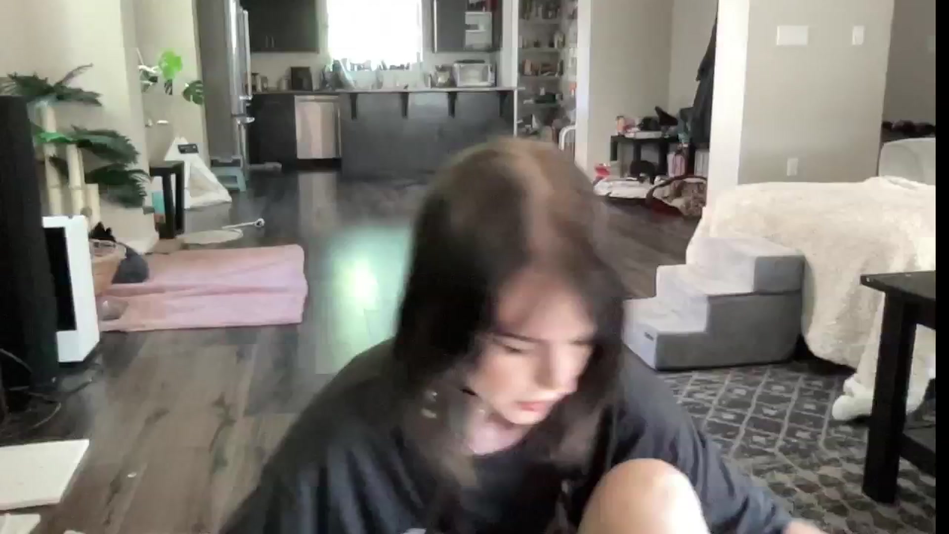 Gallery image thumbnail from RileyWoods's myfreecams stream on, 07/23/2024, 24:00 image 4 of 20