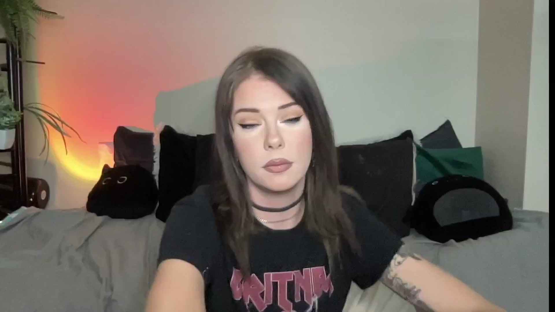 Gallery image thumbnail from RileyWoods's myfreecams stream on, 08/09/2024, 24:19 image 6 of 20