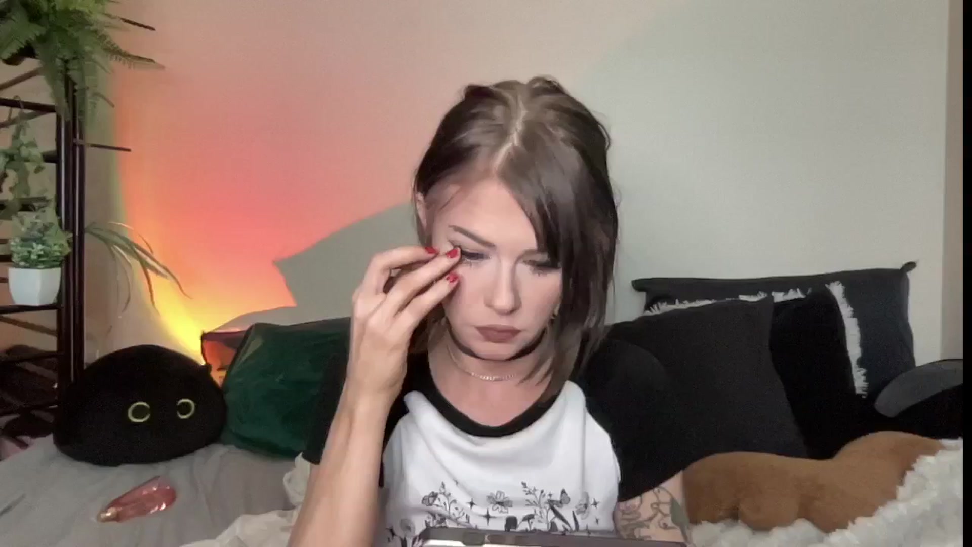 Gallery image thumbnail from RileyWoods's myfreecams stream on, 08/10/2024, 23:33 image 2 of 20