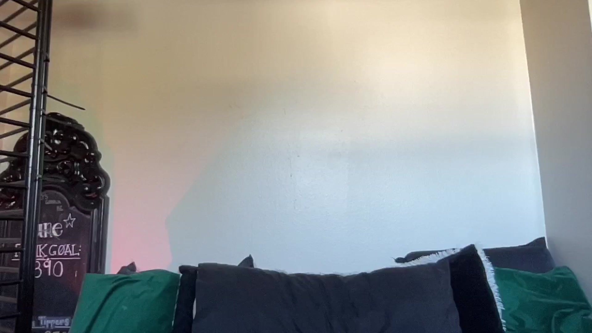 Gallery image thumbnail from RileyWoods's myfreecams stream on, 08/29/2024, 02:19 image 1 of 20