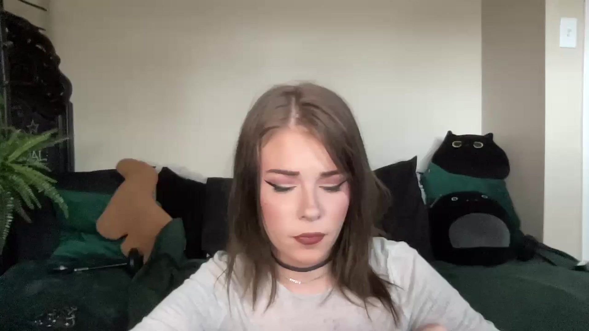 Gallery image thumbnail from RileyWoods's myfreecams stream on, 09/15/2024, 01:50 image 8 of 20