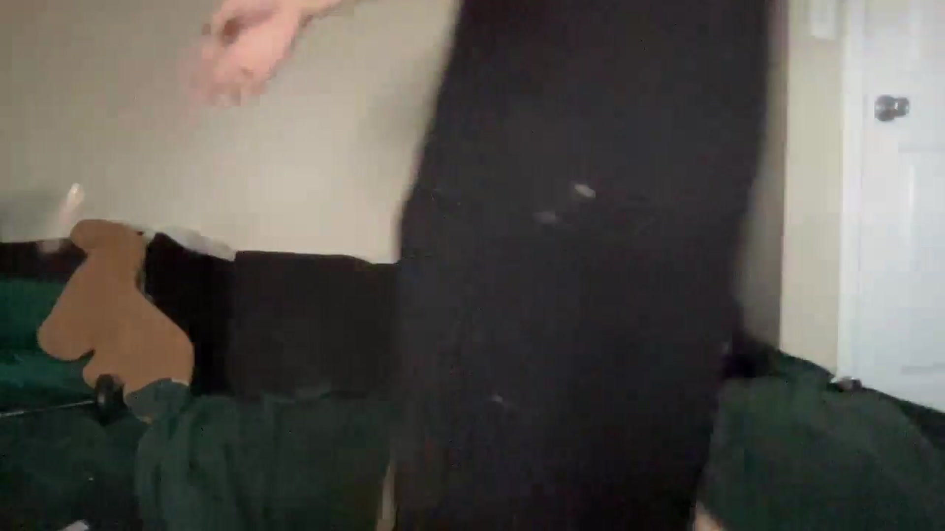 Gallery image thumbnail from RileyWoods's myfreecams stream on, 09/15/2024, 01:50 image 20 of 20