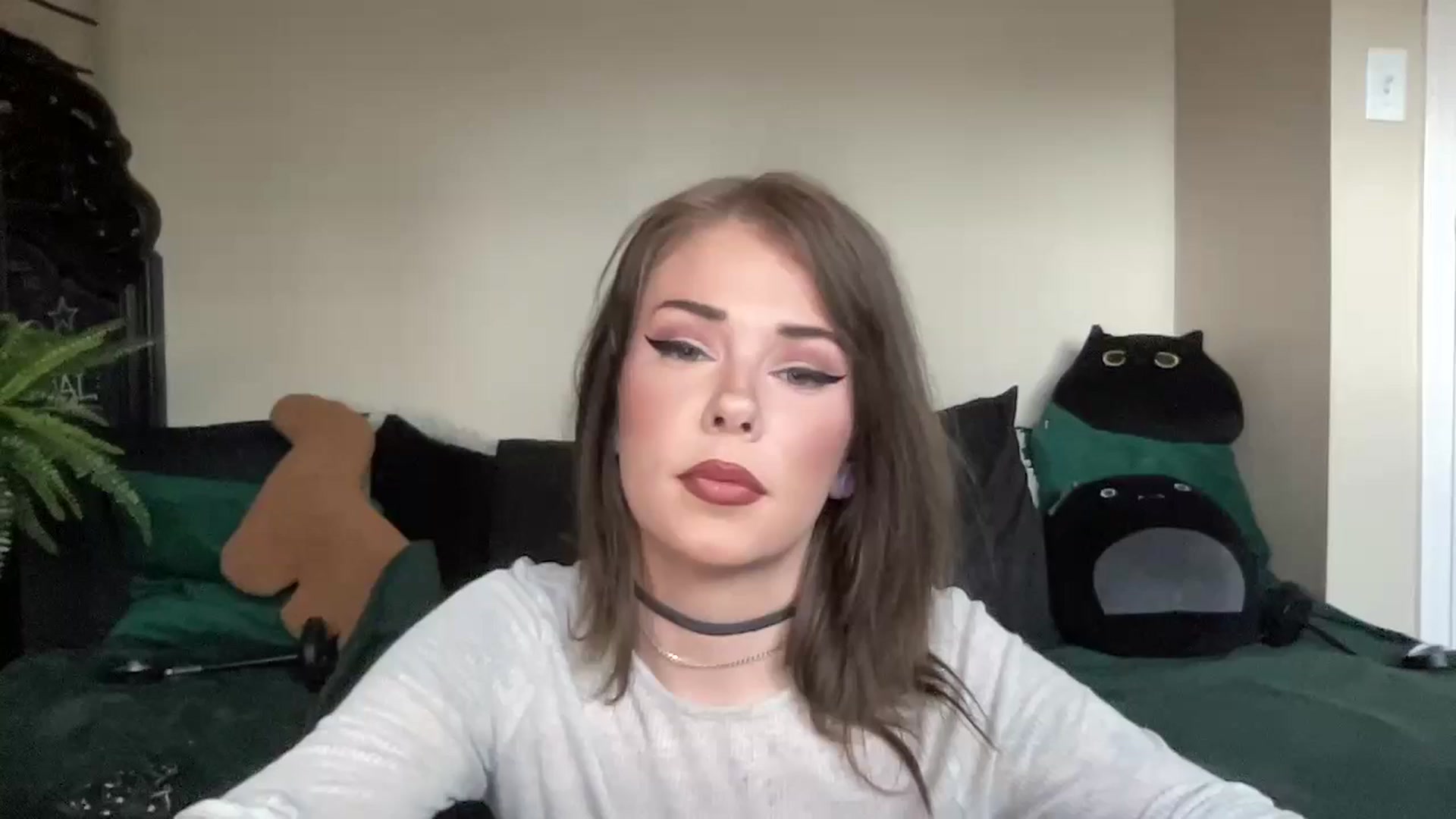 Gallery image thumbnail from RileyWoods's myfreecams stream on, 09/15/2024, 01:50 image 5 of 20