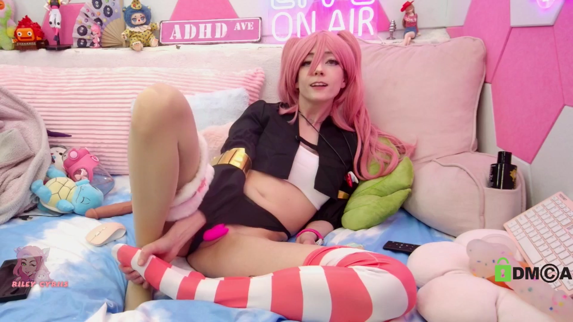 Gallery image thumbnail from Riley_Cyriis's myfreecams stream on, 01/02/2026, 04:51 image 19 of 20