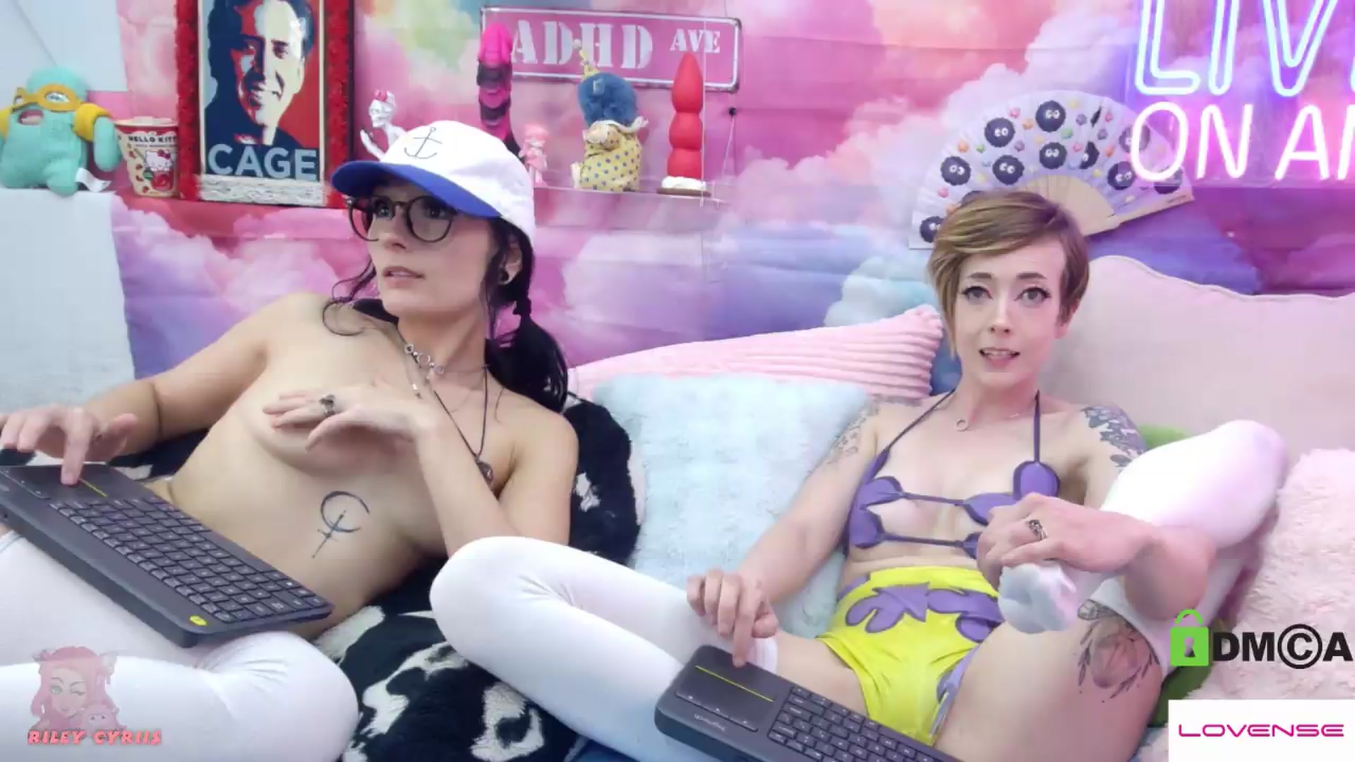 Gallery image thumbnail from Riley_Cyriis's myfreecams stream on, 06/02/2026, 01:24 image 1 of 20