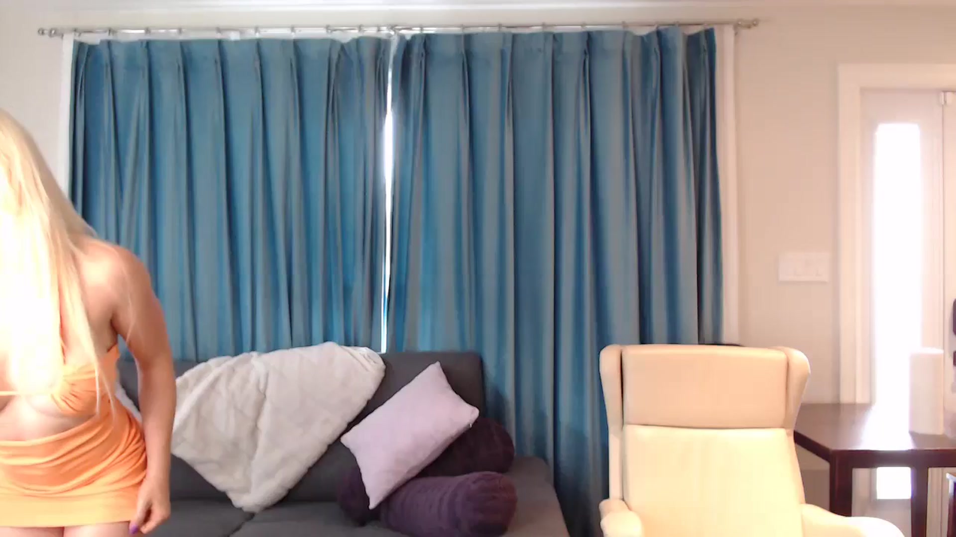 Gallery image thumbnail from Riley_Parks's myfreecams stream on, 08/03/2024, 14:35 image 4 of 20