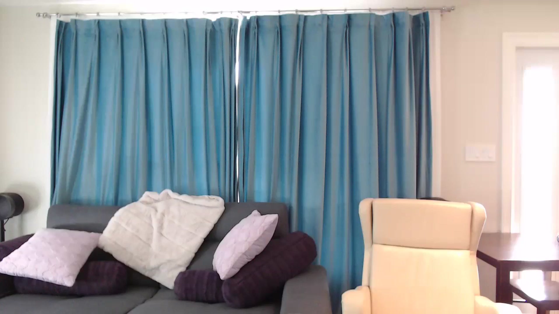 Gallery image thumbnail from Riley_Parks's myfreecams stream on, 08/12/2024, 19:30 image 8 of 20