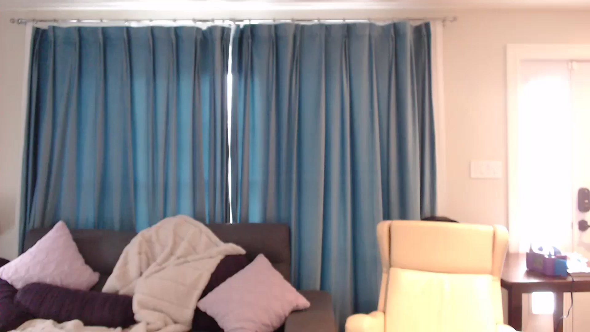 Gallery image thumbnail from Riley_Parks's myfreecams stream on, 08/18/2024, 19:30 image 3 of 20