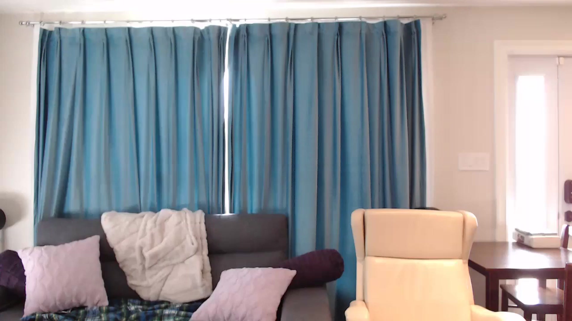 Gallery image thumbnail from Riley_Parks's myfreecams stream on, 08/25/2024, 18:37 image 12 of 20