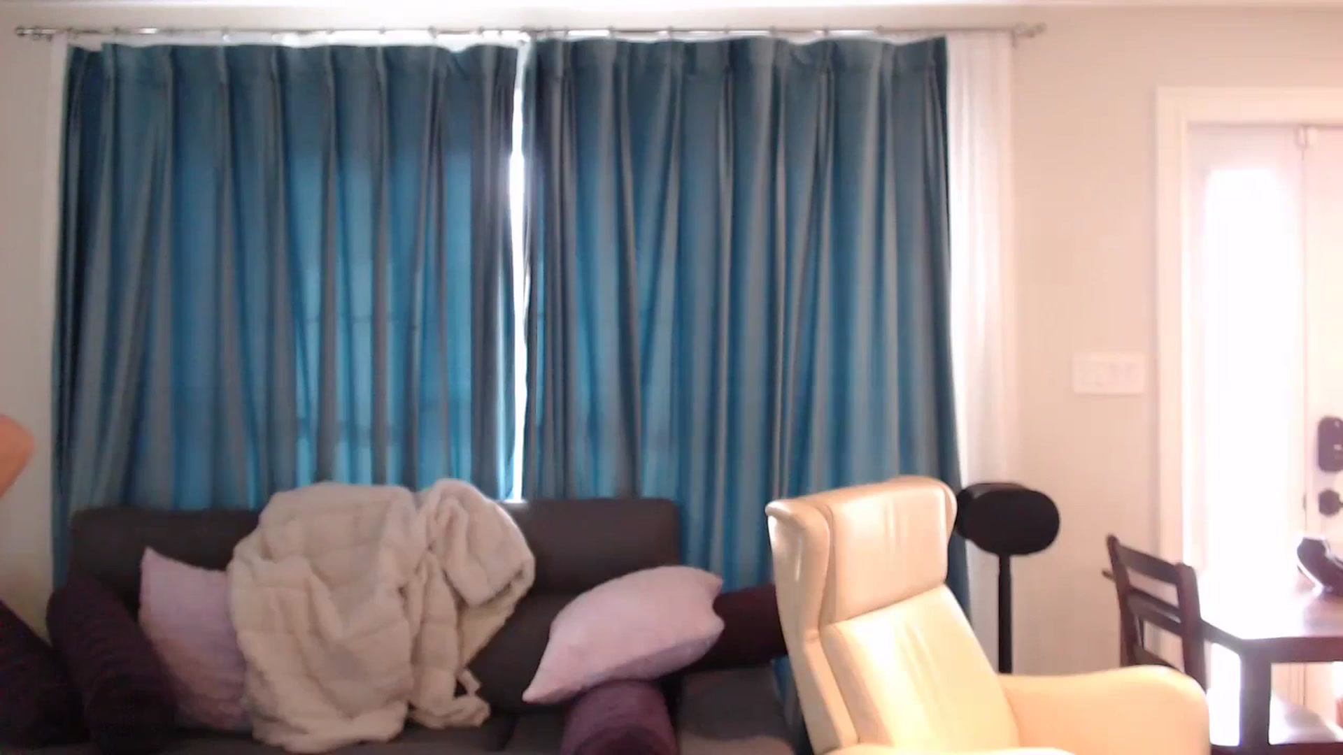 Gallery image thumbnail from Riley_Parks's myfreecams stream on, 10/07/2024, 19:07 image 14 of 20