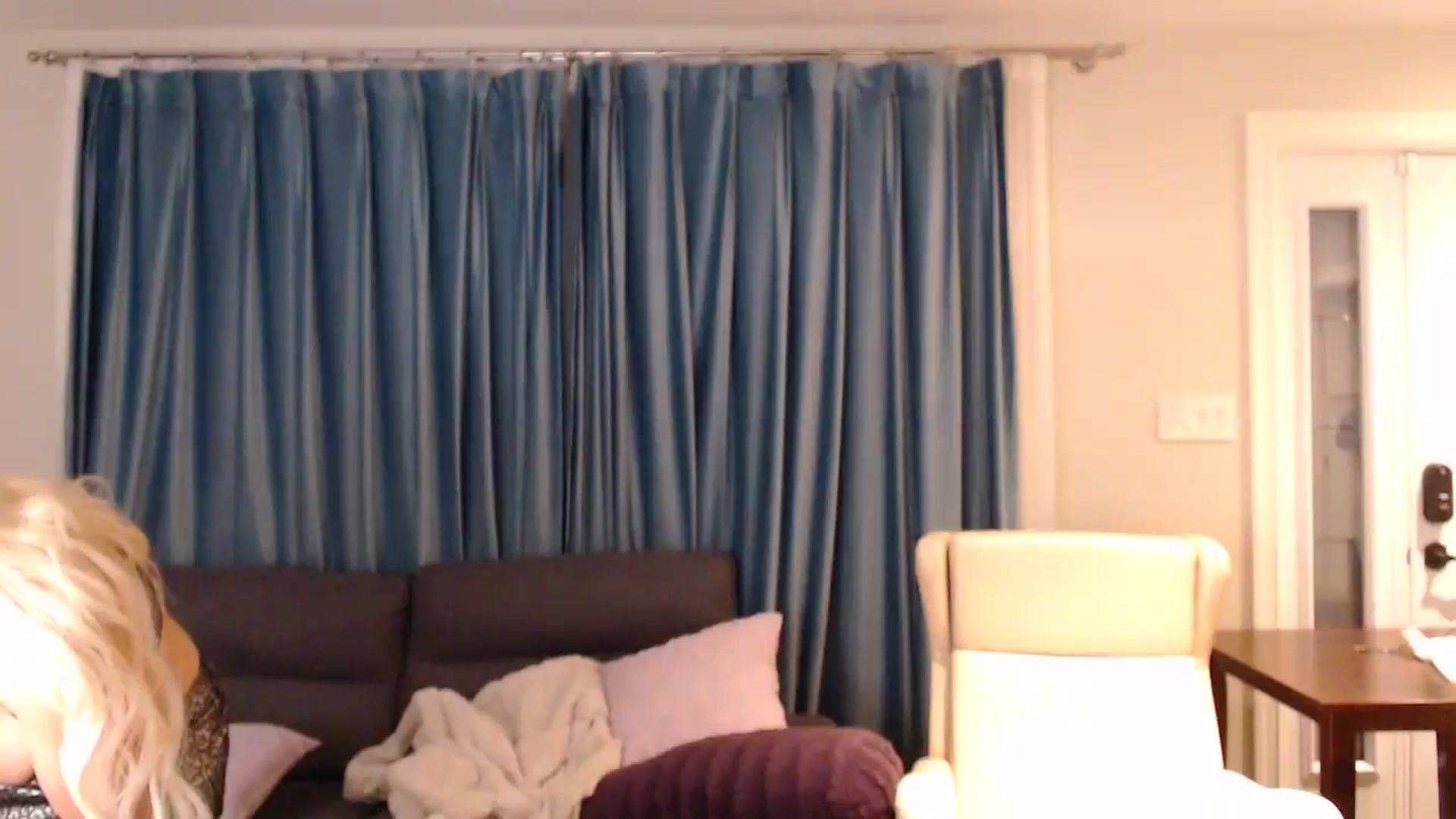 Gallery image thumbnail from Riley_Parks's myfreecams stream on, 10/10/2024, 11:09 image 4 of 20