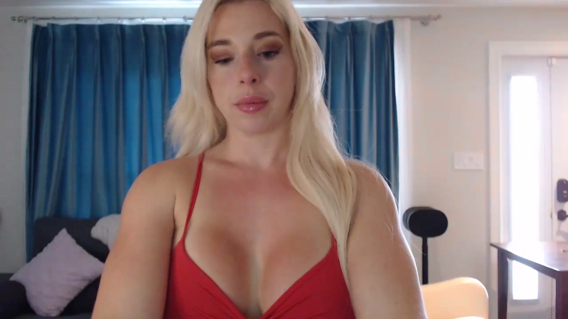Gallery image thumbnail from Riley_Parks's myfreecams stream on, 10/13/2024, 17:45 image 3 of 20