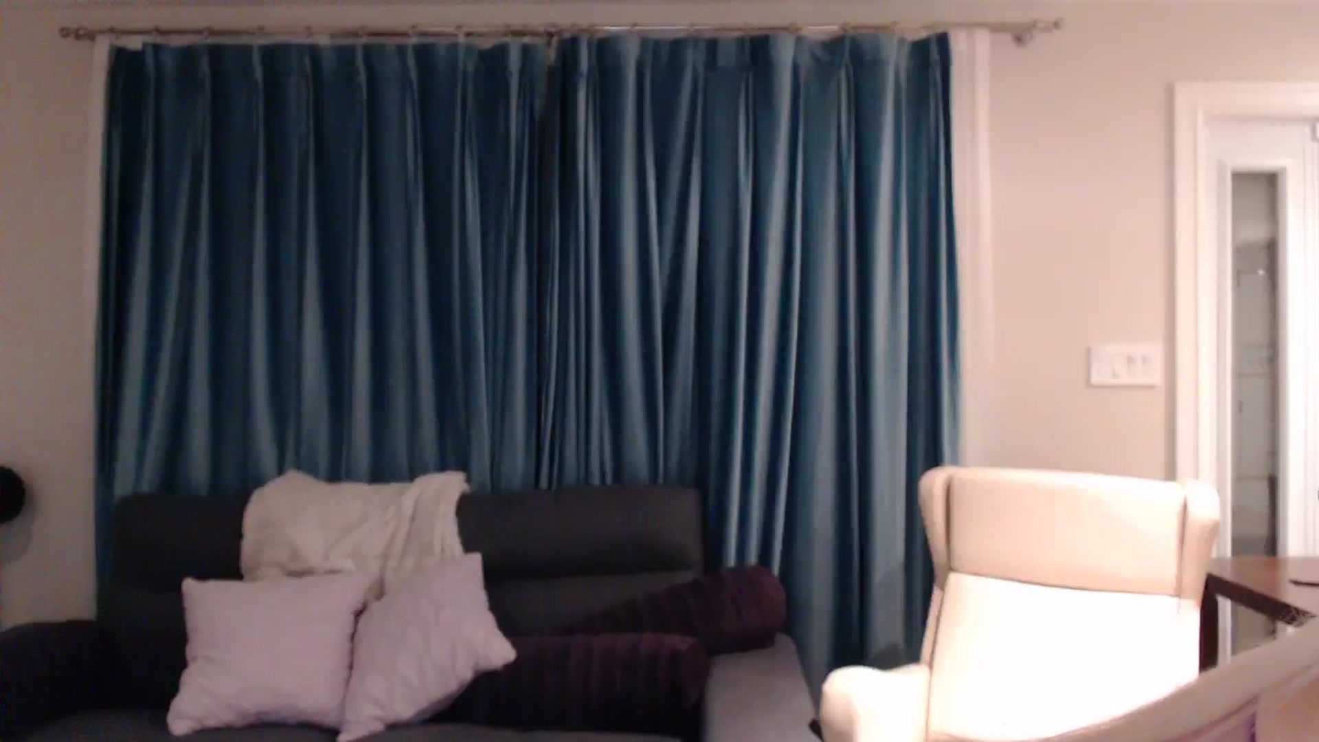 Gallery image thumbnail from Riley_Parks's myfreecams stream on, 10/15/2024, 02:34 image 8 of 20