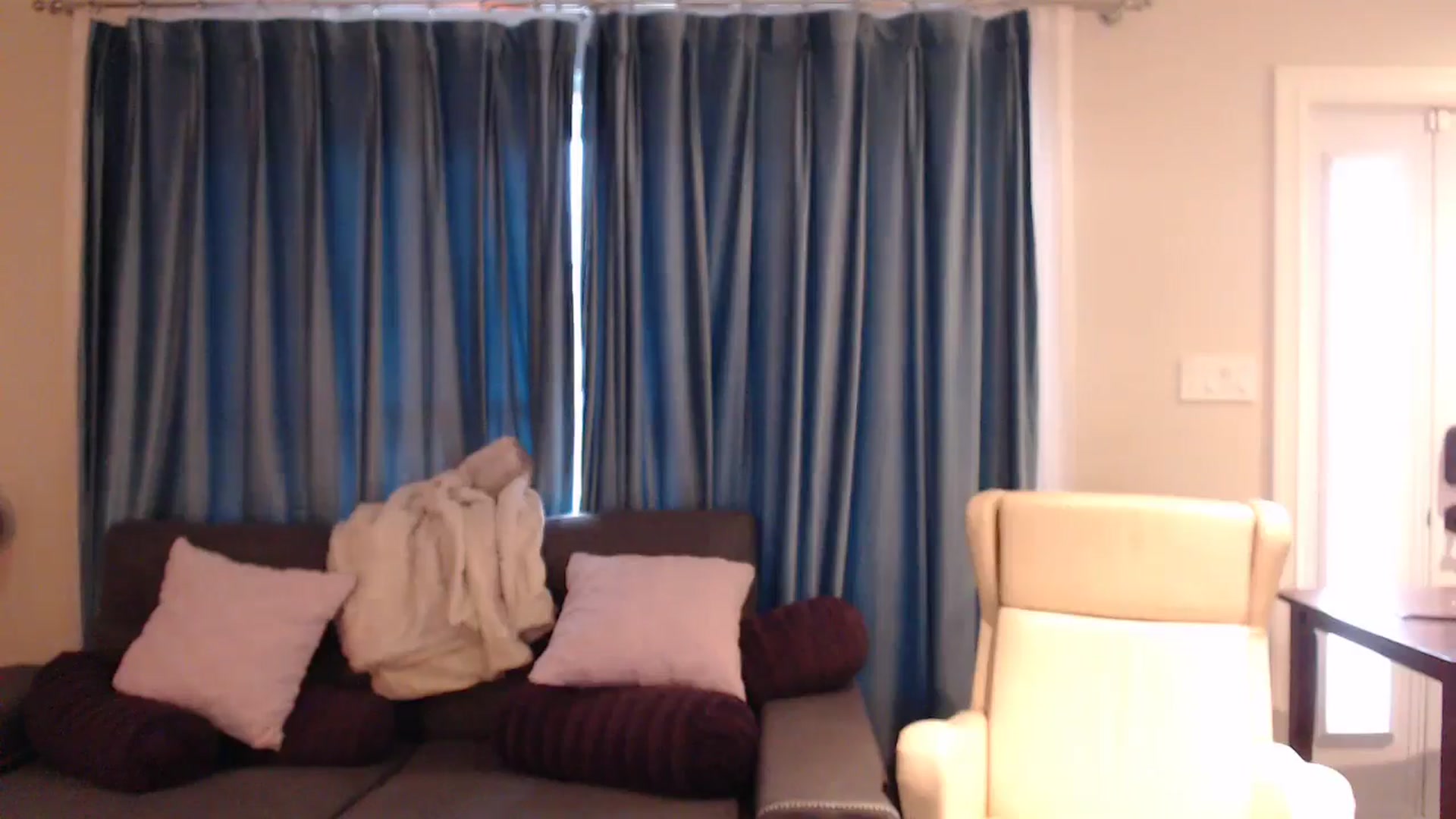 Gallery image thumbnail from Riley_Parks's myfreecams stream on, 10/15/2024, 13:13 image 19 of 20