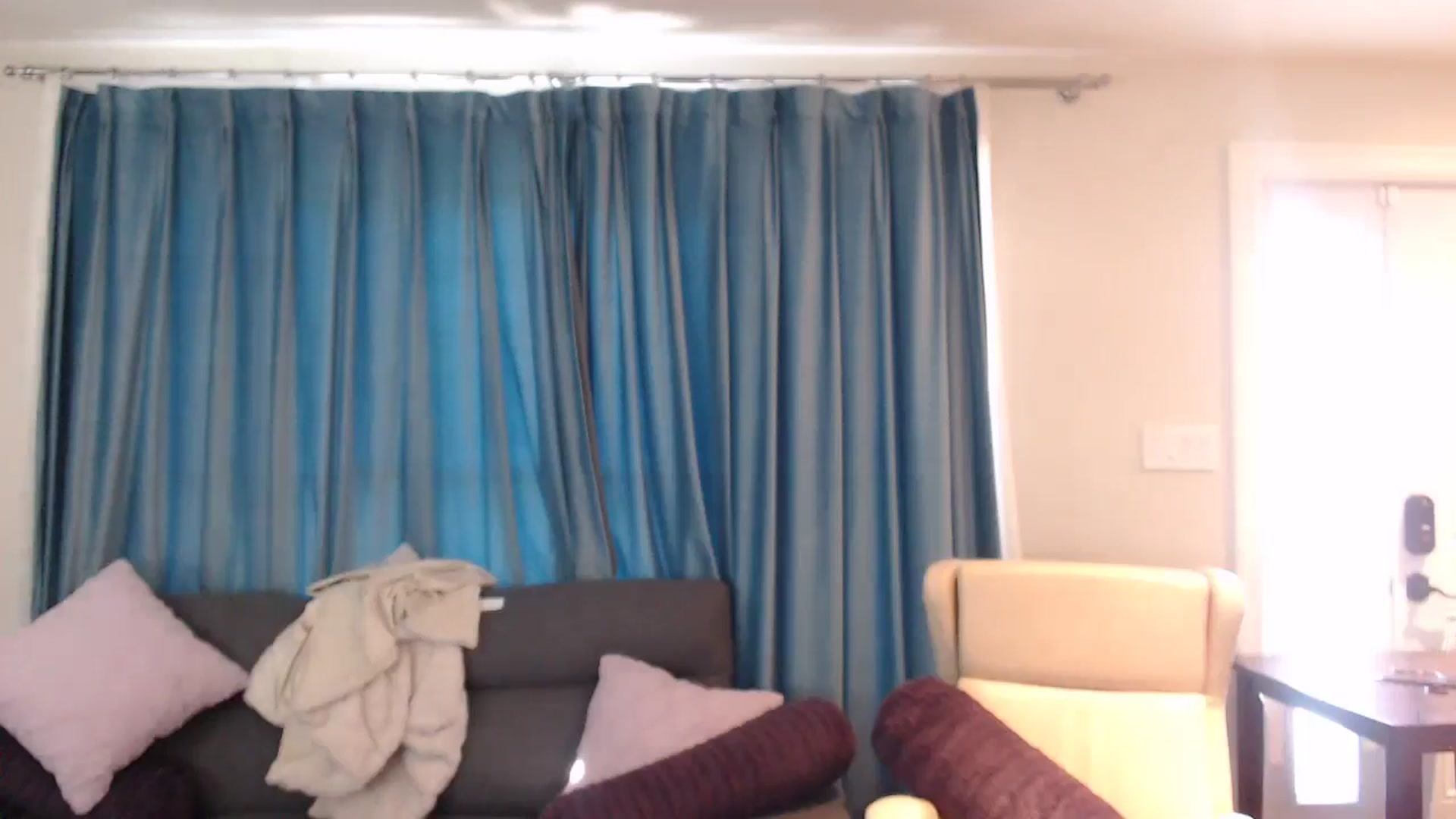 Gallery image thumbnail from Riley_Parks's myfreecams stream on, 10/18/2024, 16:01 image 7 of 20