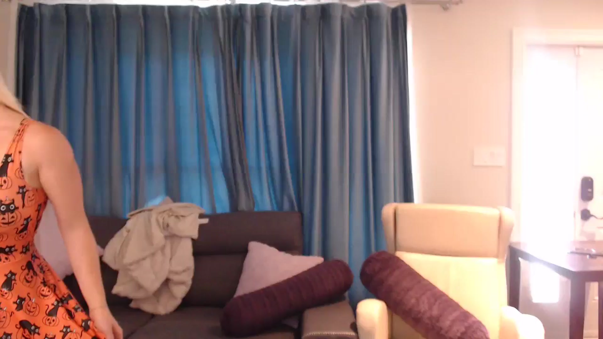 Gallery image thumbnail from Riley_Parks's myfreecams stream on, 10/18/2024, 18:33 image 6 of 20