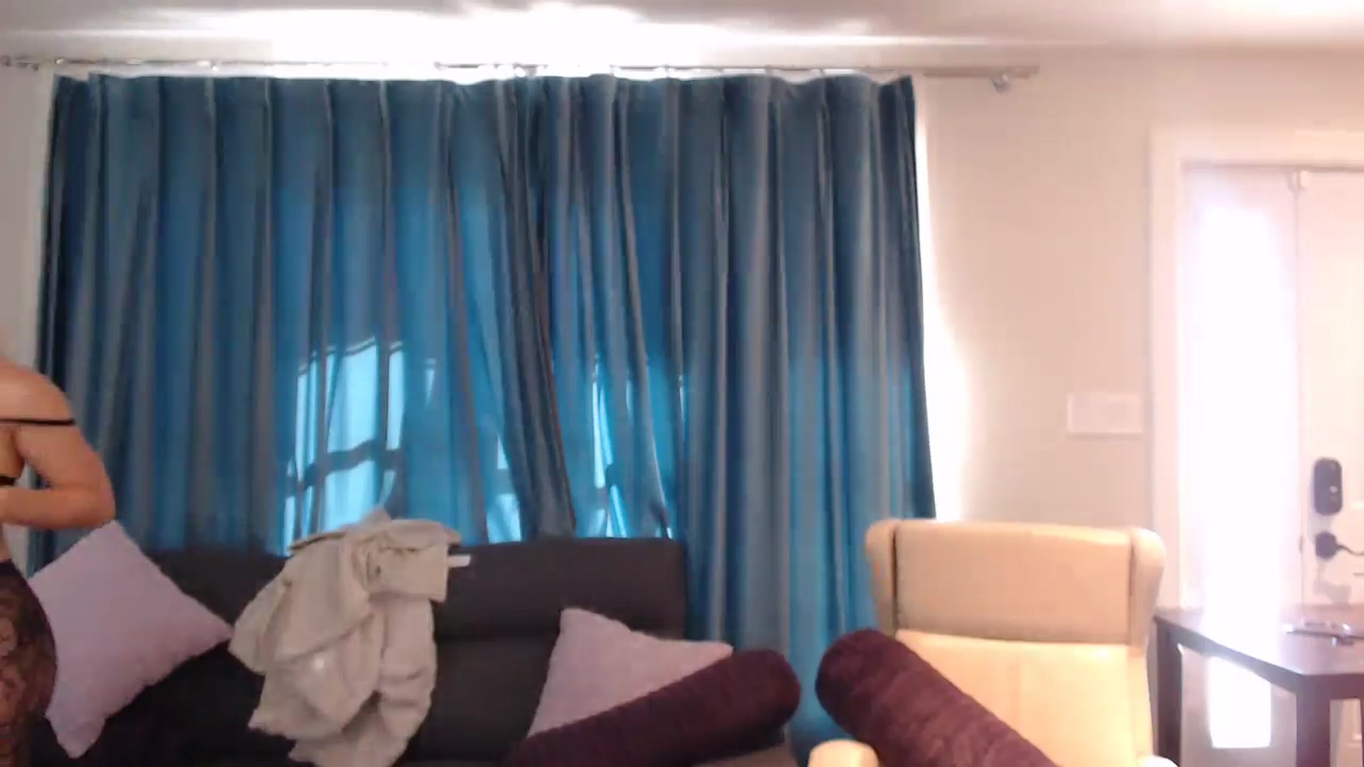 Gallery image thumbnail from Riley_Parks's myfreecams stream on, 10/18/2024, 18:33 image 18 of 20