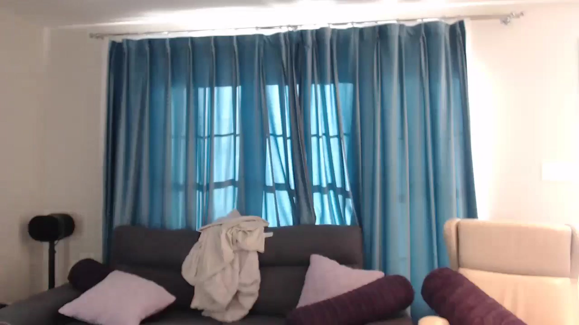 Gallery image thumbnail from Riley_Parks's myfreecams stream on, 10/18/2024, 20:11 image 16 of 20
