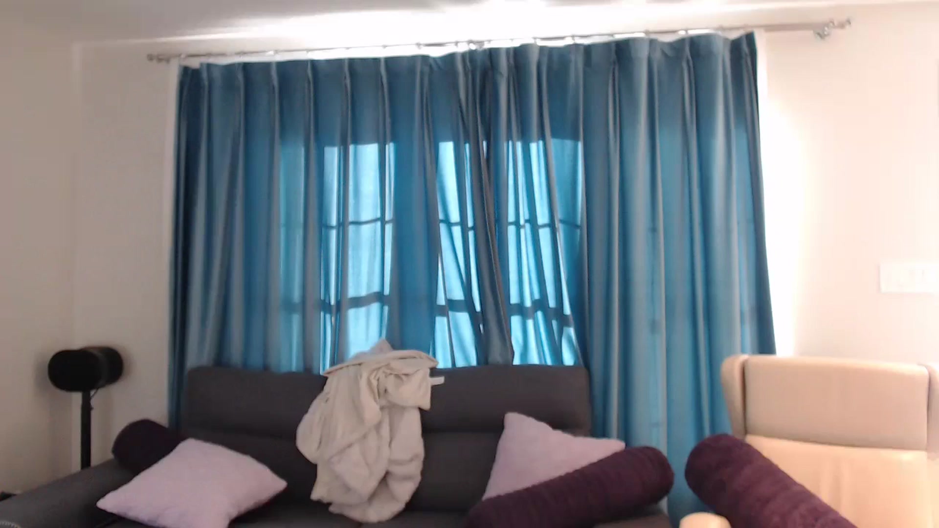 Gallery image thumbnail from Riley_Parks's myfreecams stream on, 10/18/2024, 20:11 image 2 of 20