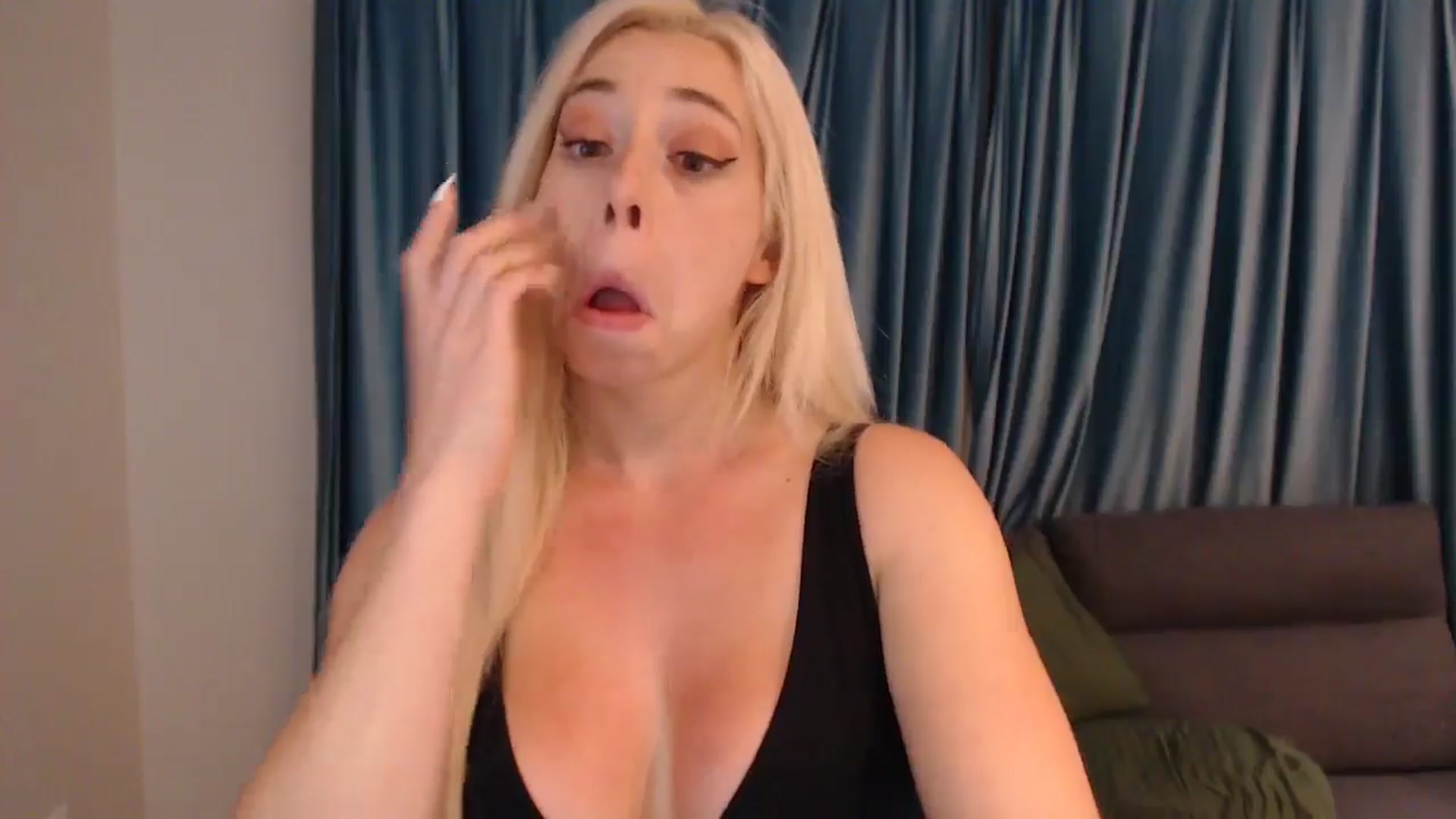Gallery image thumbnail from Riley_Parks's myfreecams stream on, 11/06/2024, 22:40 image 18 of 20