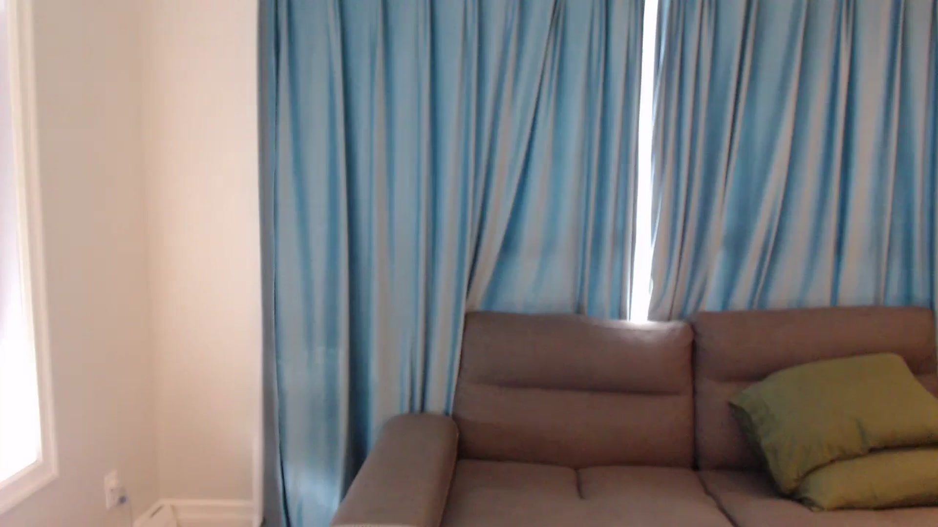 Gallery image thumbnail from Riley_Parks's myfreecams stream on, 11/08/2024, 18:31 image 15 of 20
