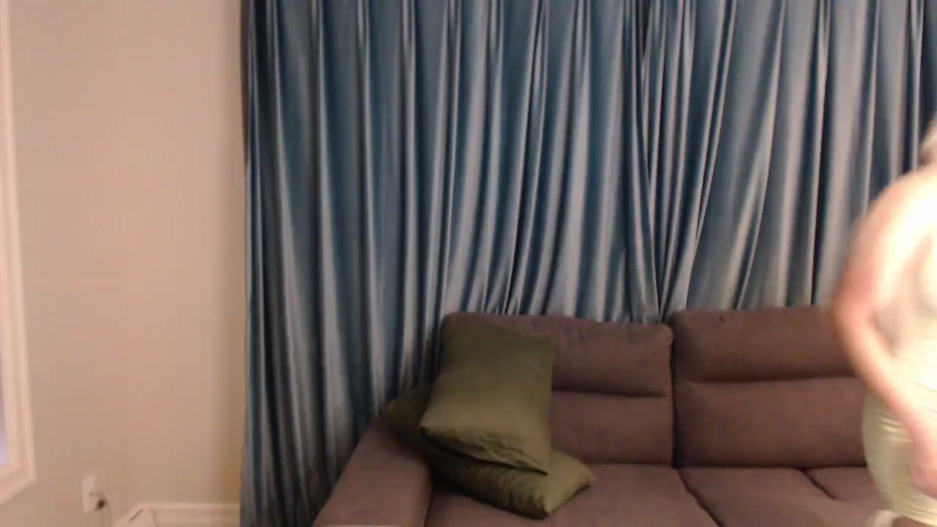 Gallery image thumbnail from Riley_Parks's myfreecams stream on, 11/09/2024, 22:01 image 8 of 20