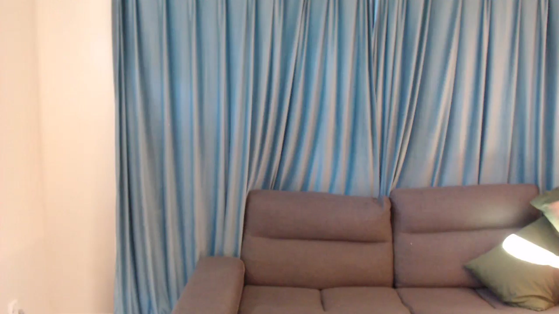 Gallery image thumbnail from Riley_Parks's myfreecams stream on, 11/13/2024, 15:25 image 17 of 20