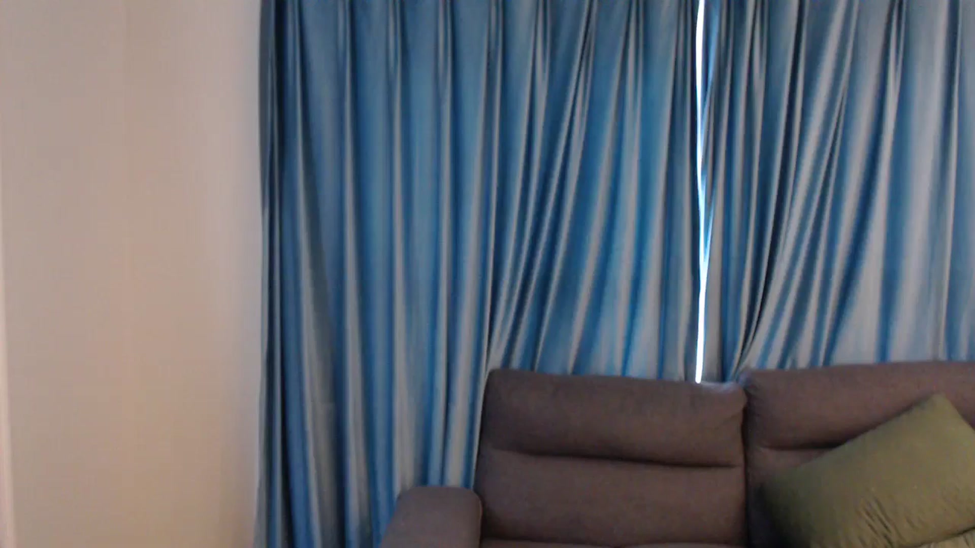 Gallery image thumbnail from Riley_Parks's myfreecams stream on, 11/19/2024, 19:21 image 10 of 20