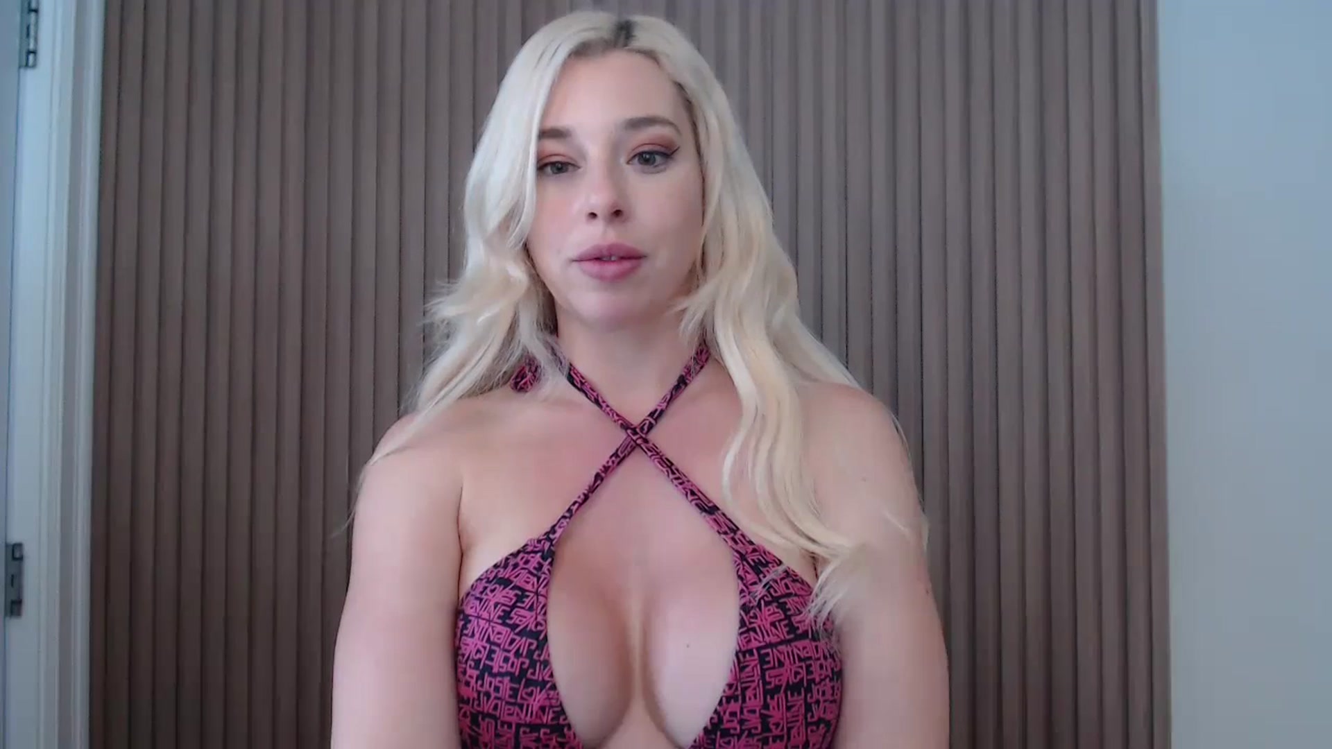Gallery image thumbnail from Riley_Parks's myfreecams stream on, 01/09/2025, 15:09 image 13 of 20