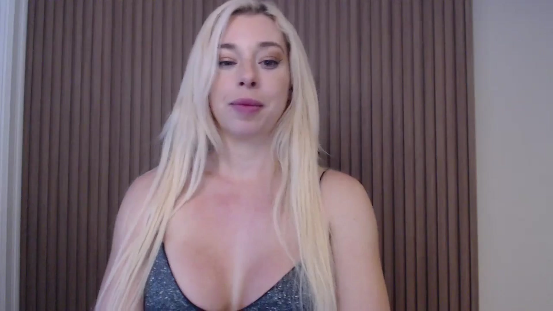 Gallery image thumbnail from Riley_Parks's myfreecams stream on, 01/15/2025, 12:33 image 20 of 20