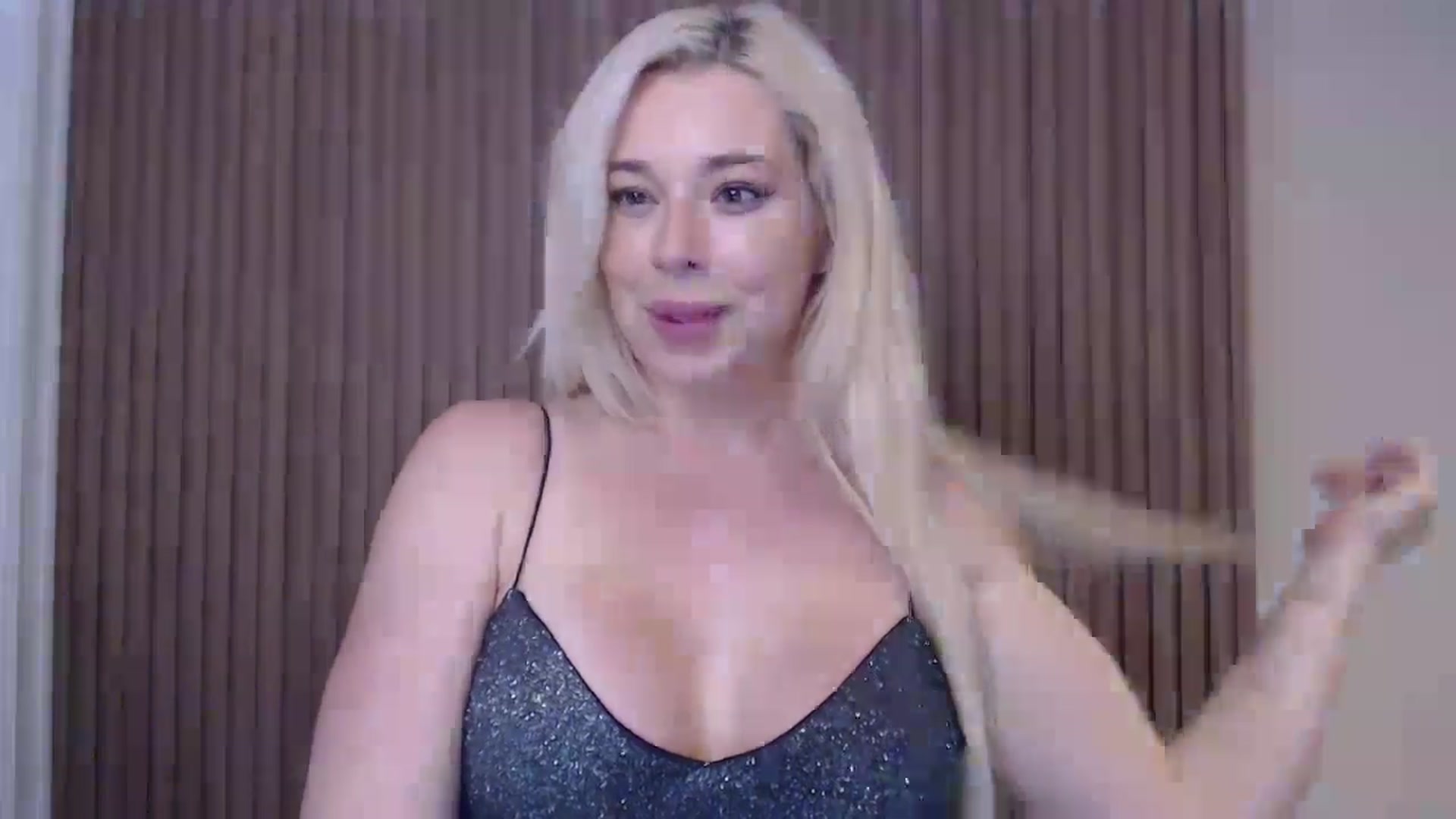 Gallery image thumbnail from Riley_Parks's myfreecams stream on, 01/15/2025, 12:33 image 3 of 20