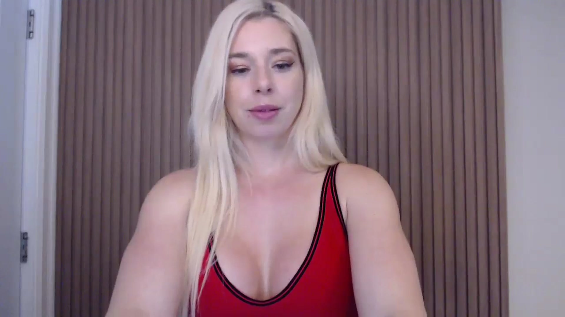 Gallery image thumbnail from Riley_Parks's myfreecams stream on, 01/16/2025, 22:39 image 4 of 20
