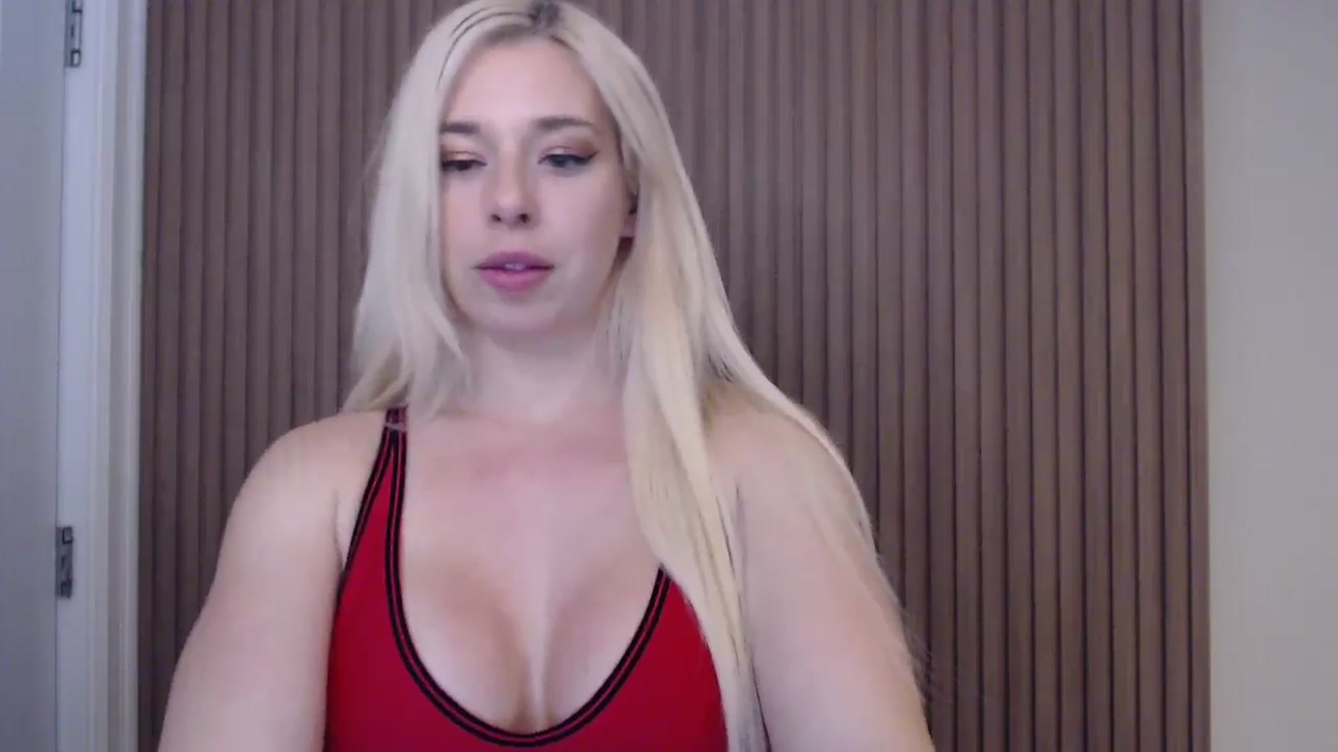 Gallery image thumbnail from Riley_Parks's myfreecams stream on, 01/16/2025, 23:44 image 7 of 20