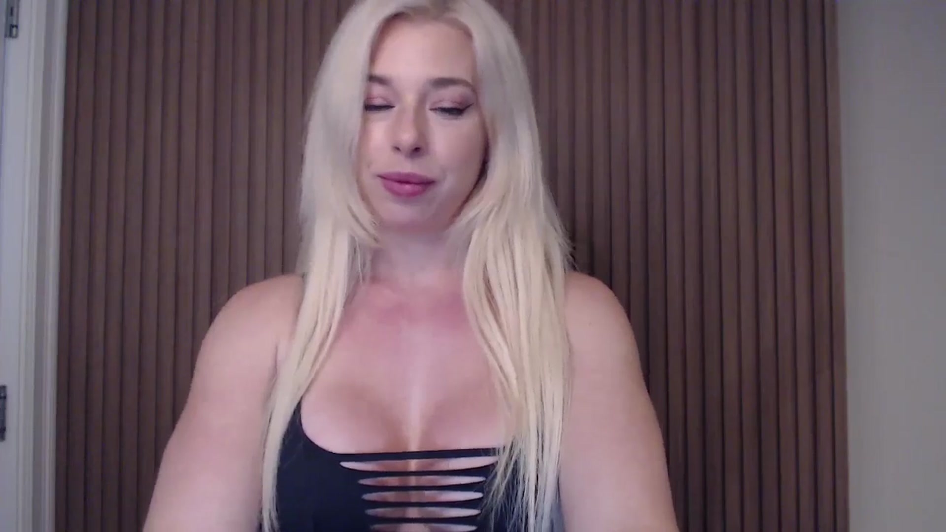 Gallery image thumbnail from Riley_Parks's myfreecams stream on, 02/01/2025, 12:40 image 4 of 20
