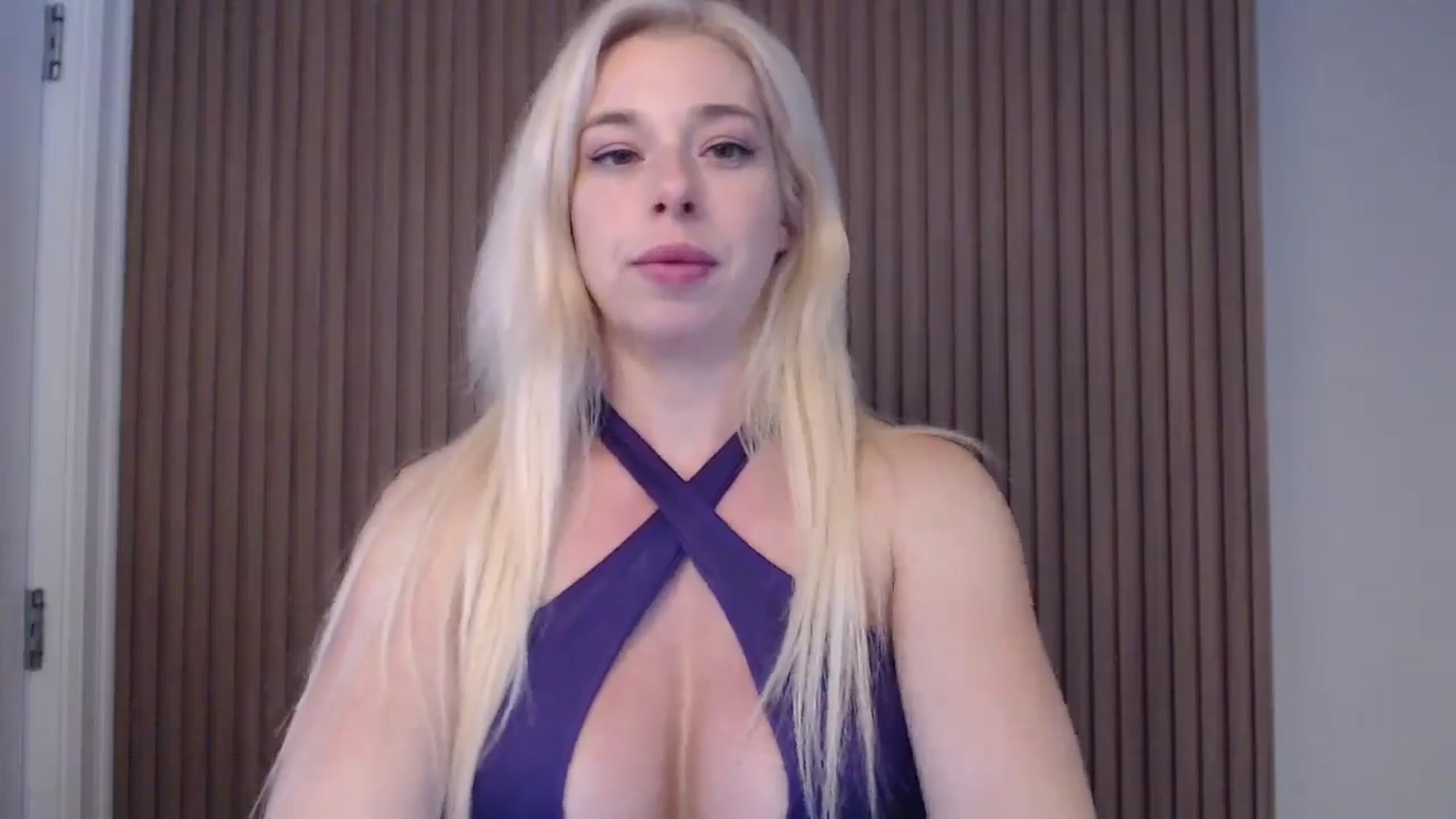 Gallery image thumbnail from Riley_Parks's myfreecams stream on, 02/01/2025, 22:22 image 13 of 20