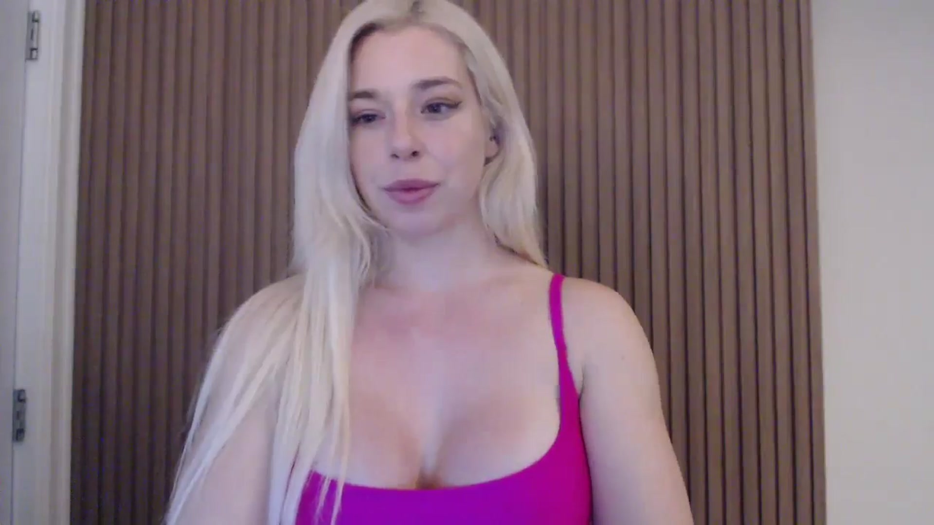 Gallery image thumbnail from Riley_Parks's myfreecams stream on, 02/05/2025, 22:29 image 11 of 20