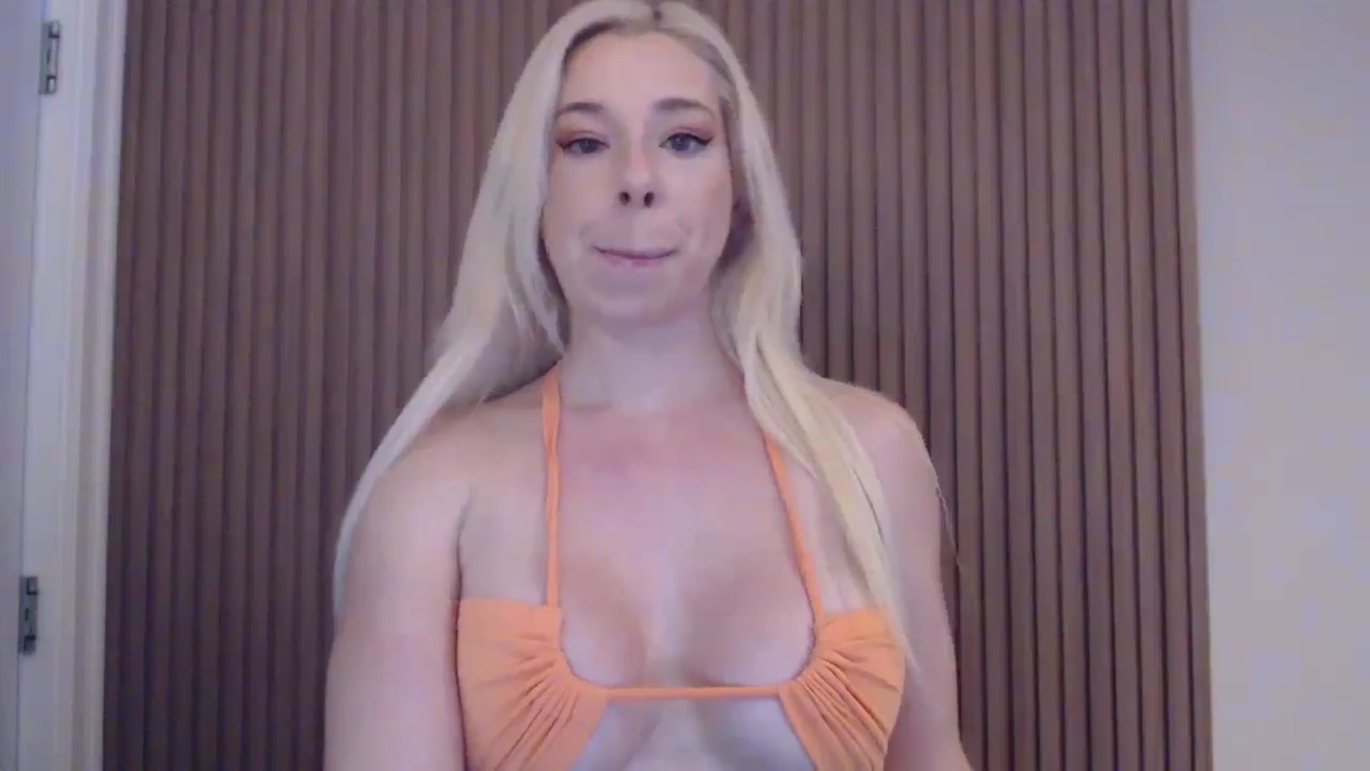 Gallery image thumbnail from Riley_Parks's myfreecams stream on, 02/06/2025, 12:12 image 8 of 20