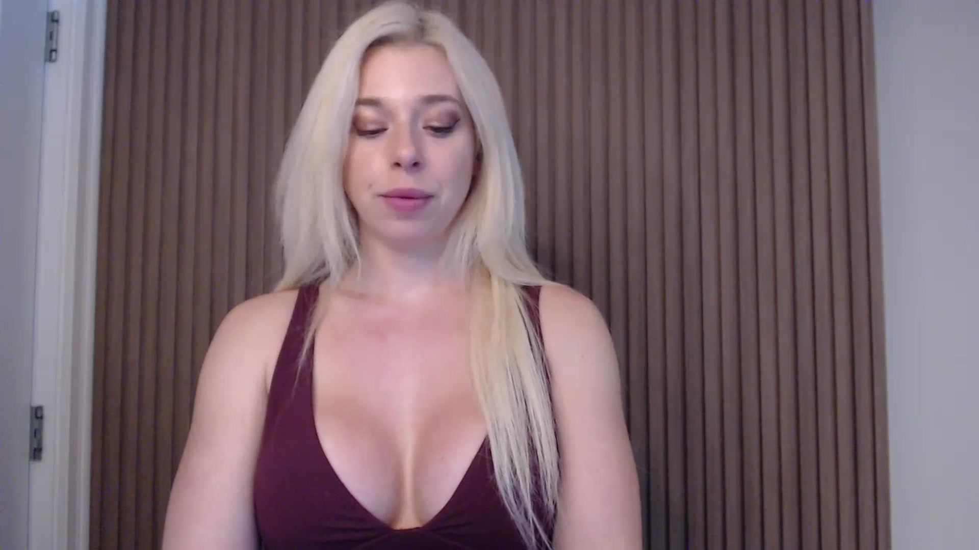 Gallery image thumbnail from Riley_Parks's myfreecams stream on, 02/08/2025, 23:43 image 13 of 20