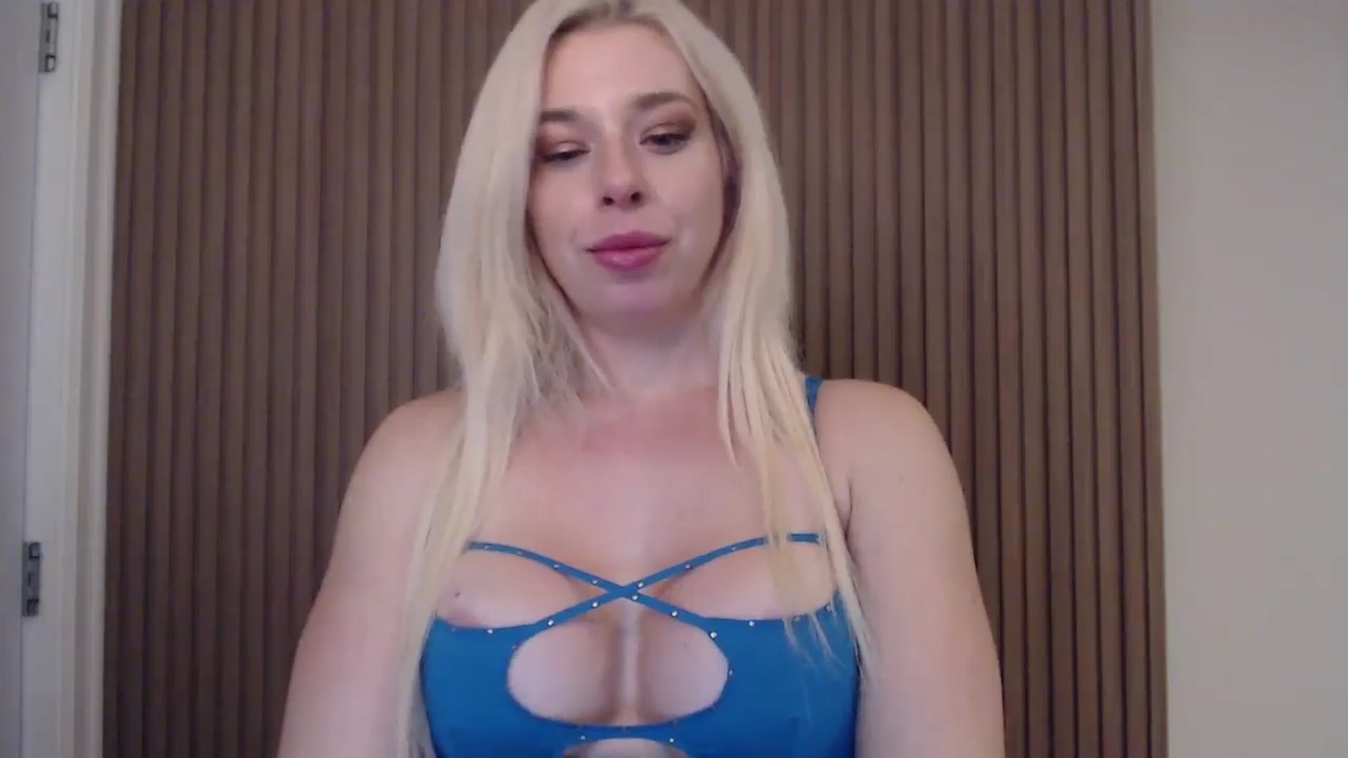 Gallery image thumbnail from Riley_Parks's myfreecams stream on, 02/09/2025, 03:39 image 7 of 20