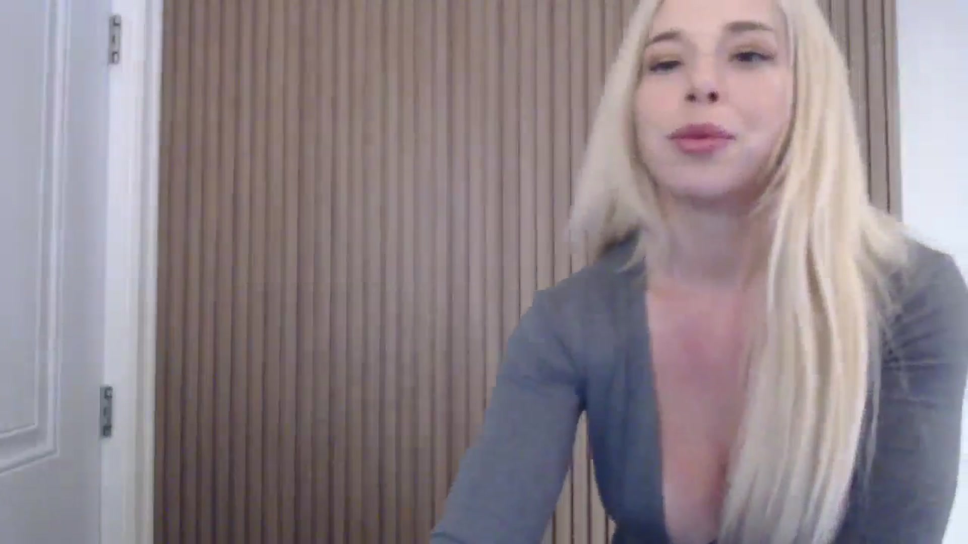 Gallery image thumbnail from Riley_Parks's myfreecams stream on, 02/16/2025, 02:56 image 4 of 20