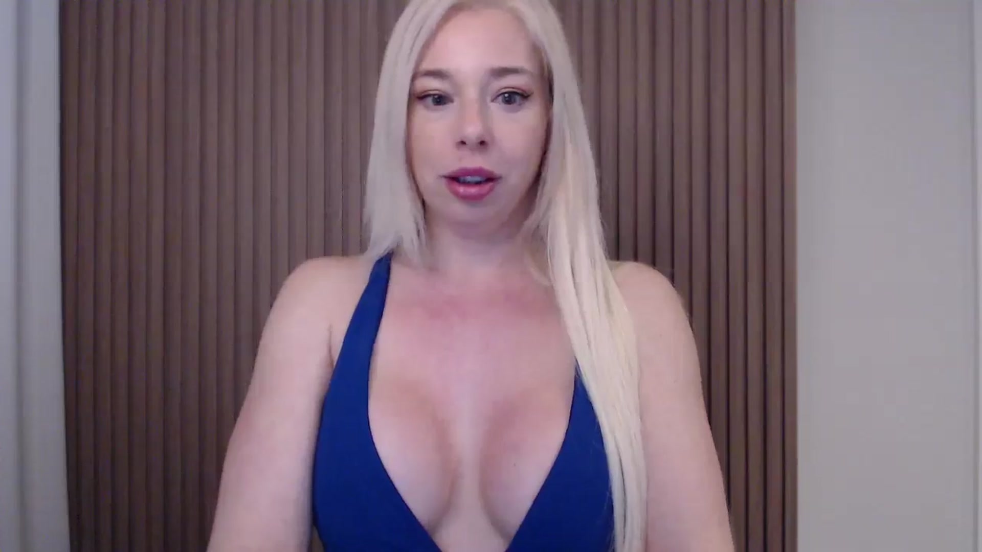 Gallery image thumbnail from Riley_Parks's myfreecams stream on, 03/15/2025, 11:04 image 4 of 20