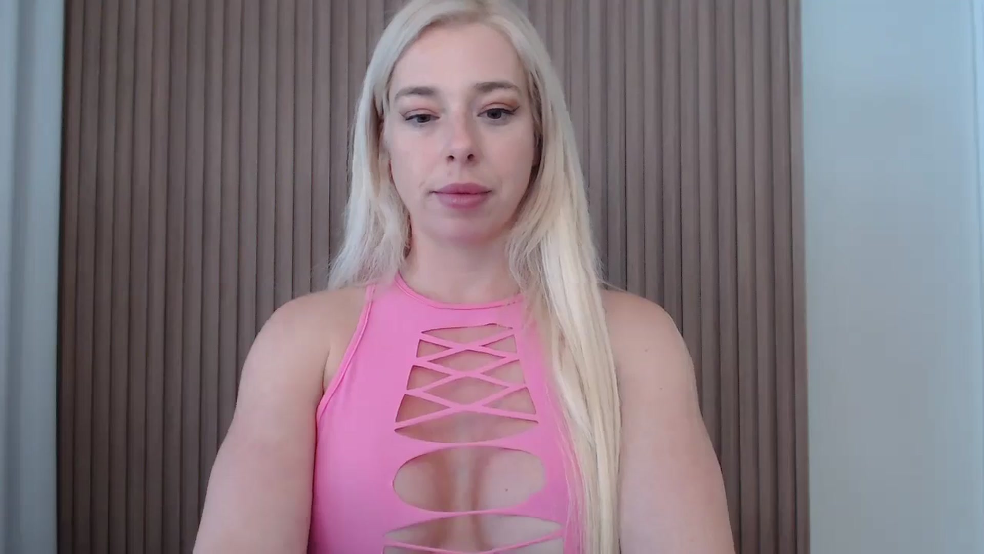 Gallery image thumbnail from Riley_Parks's myfreecams stream on, 03/16/2025, 15:52 image 14 of 20
