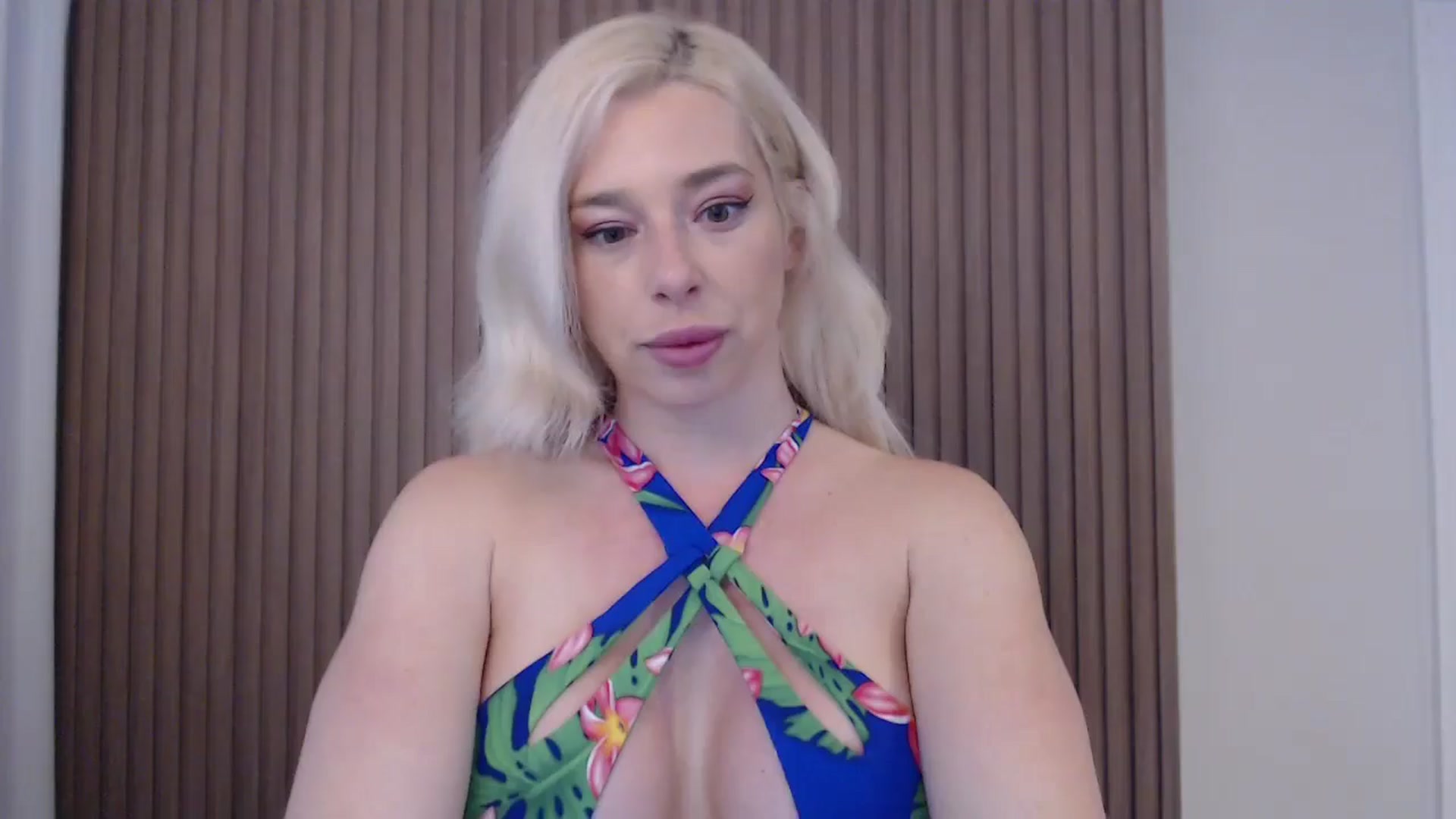 Gallery image thumbnail from Riley_Parks's myfreecams stream on, 04/01/2025, 11:54 image 3 of 20
