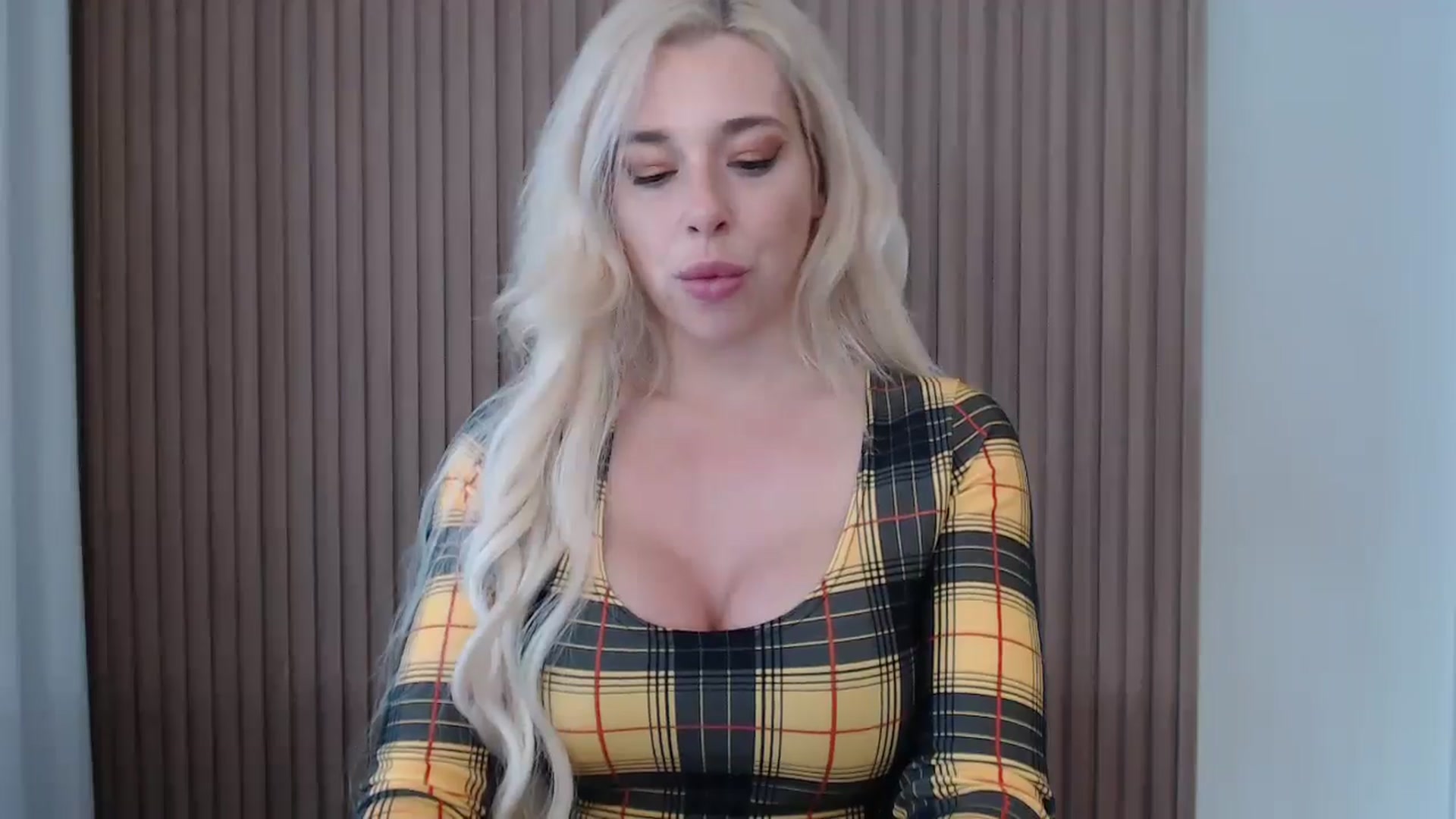 Gallery image thumbnail from Riley_Parks's myfreecams stream on, 04/03/2025, 15:15 image 16 of 20