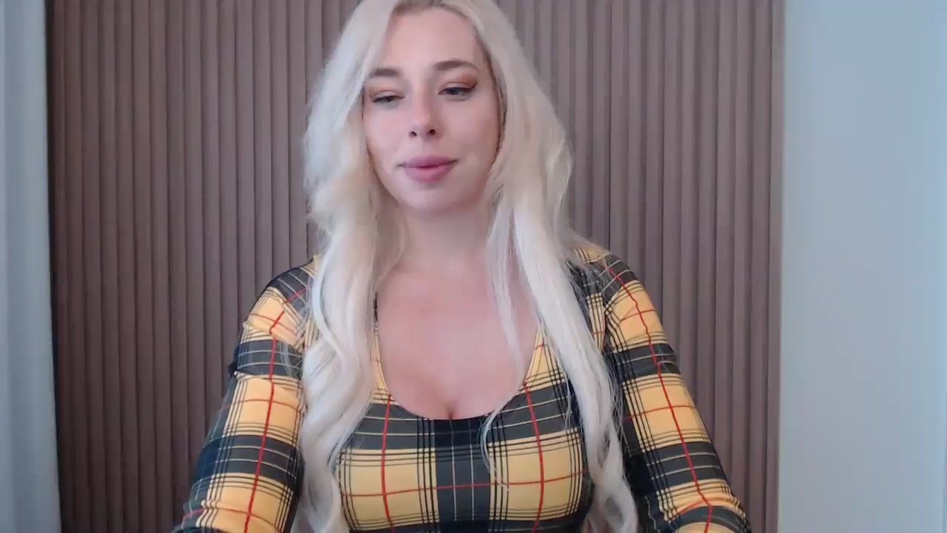Gallery image thumbnail from Riley_Parks's myfreecams stream on, 04/03/2025, 15:15 image 9 of 20