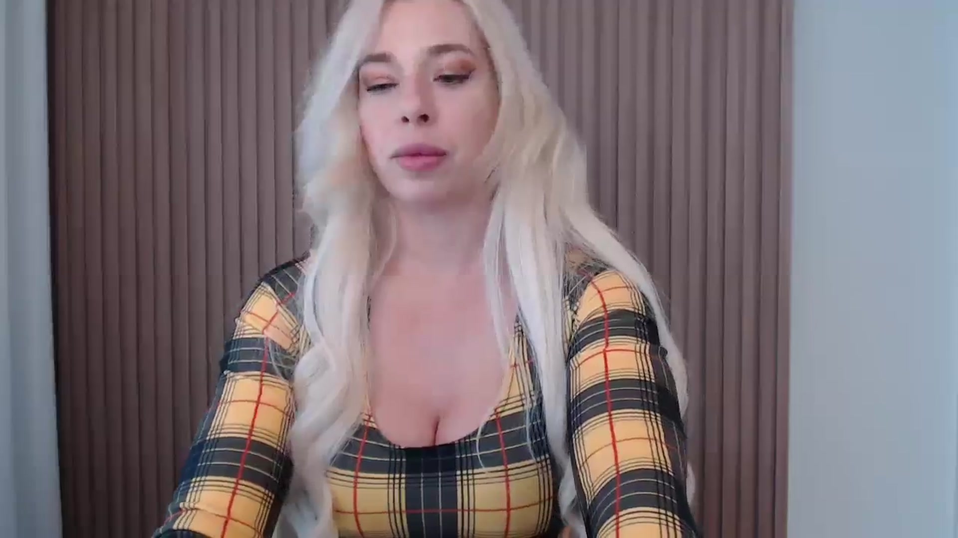 Gallery image thumbnail from Riley_Parks's myfreecams stream on, 04/03/2025, 15:15 image 3 of 20