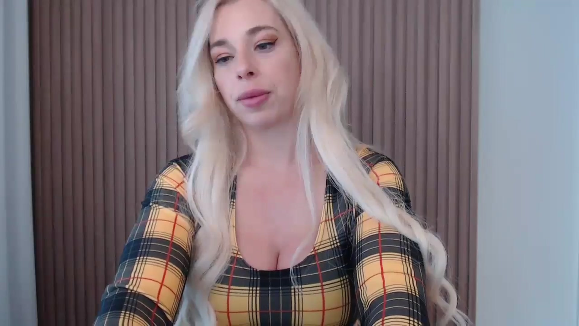 Gallery image thumbnail from Riley_Parks's myfreecams stream on, 04/03/2025, 15:15 image 4 of 20