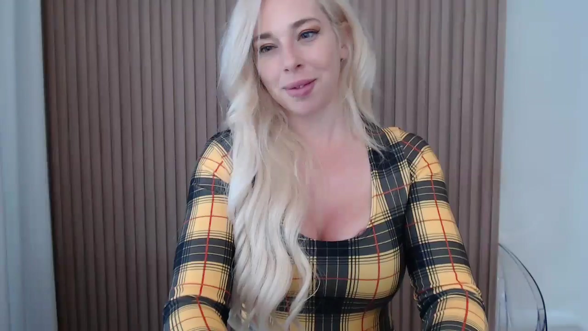 Gallery image thumbnail from Riley_Parks's myfreecams stream on, 04/03/2025, 16:31 image 11 of 20