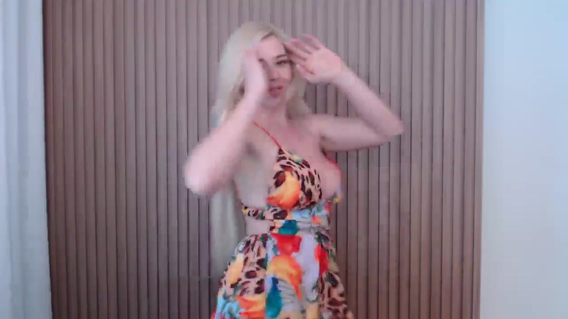 Gallery image thumbnail from Riley_Parks's myfreecams stream on, 04/08/2025, 20:48 image 14 of 20
