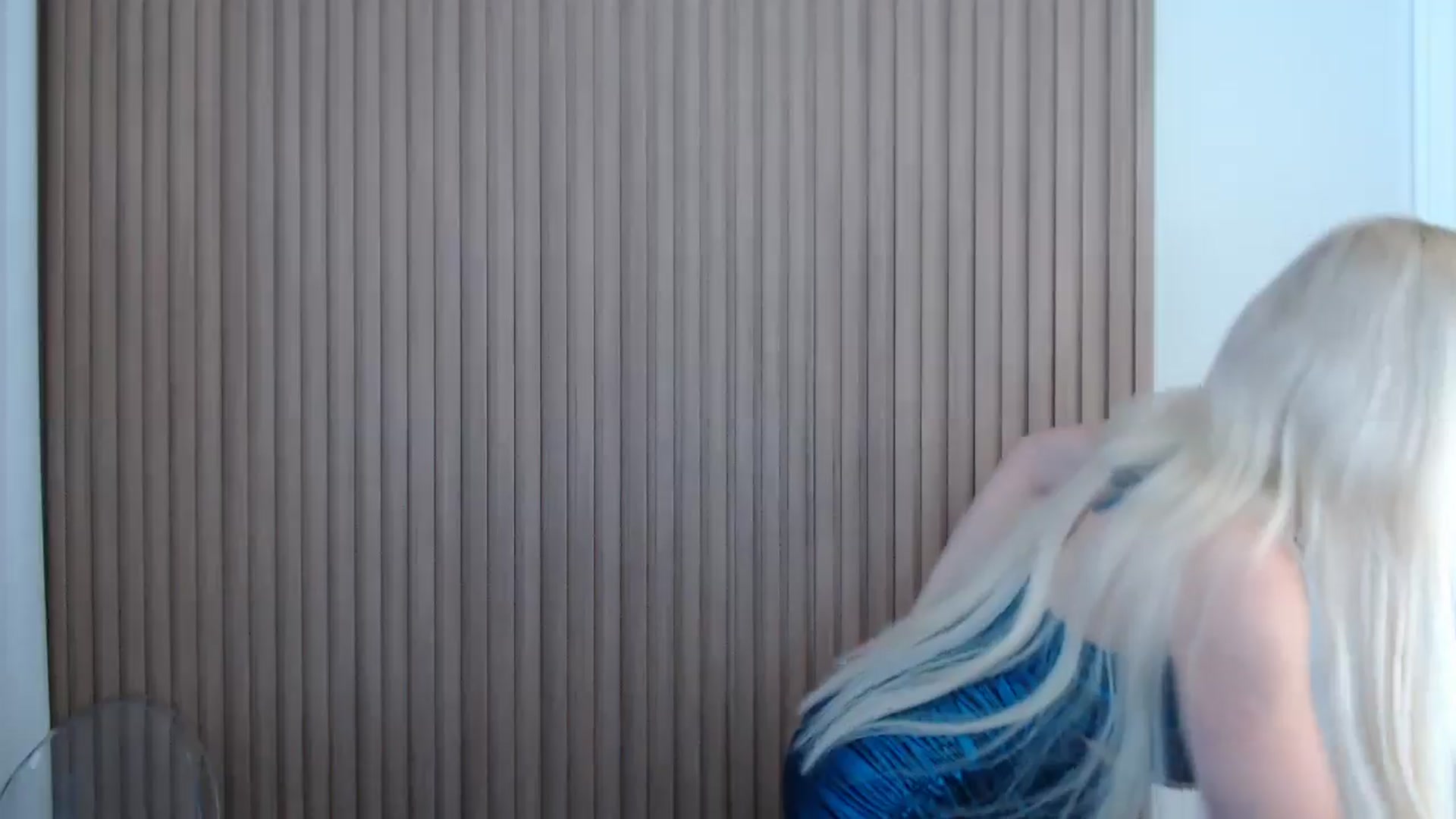 Gallery image thumbnail from Riley_Parks's myfreecams stream on, 04/10/2025, 13:17 image 12 of 20